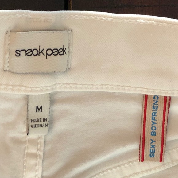 Sneak Peek White Ripped Jean Shorts Women Size Medium - Picture 3 of 4